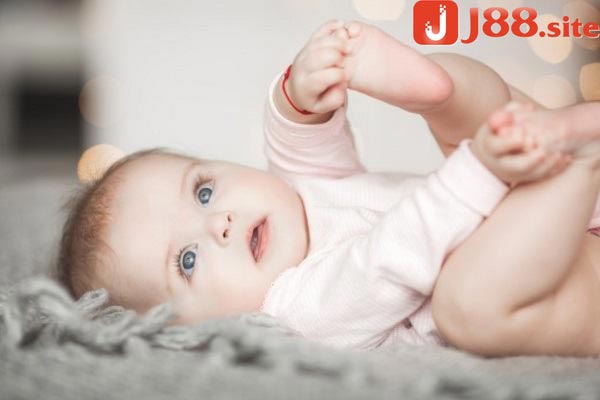 Nằm mơ thấy trẻ sơ sinh đánh số gì trúng lớn?